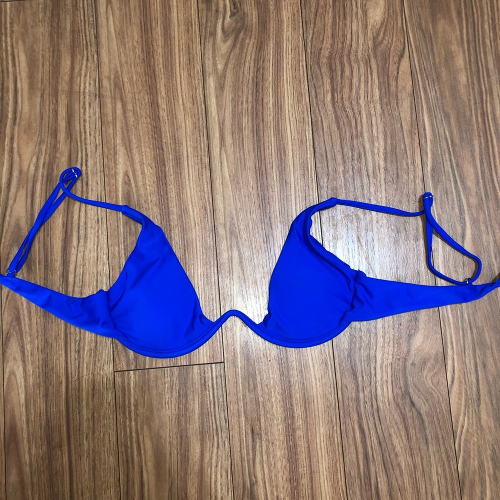 Bikini top